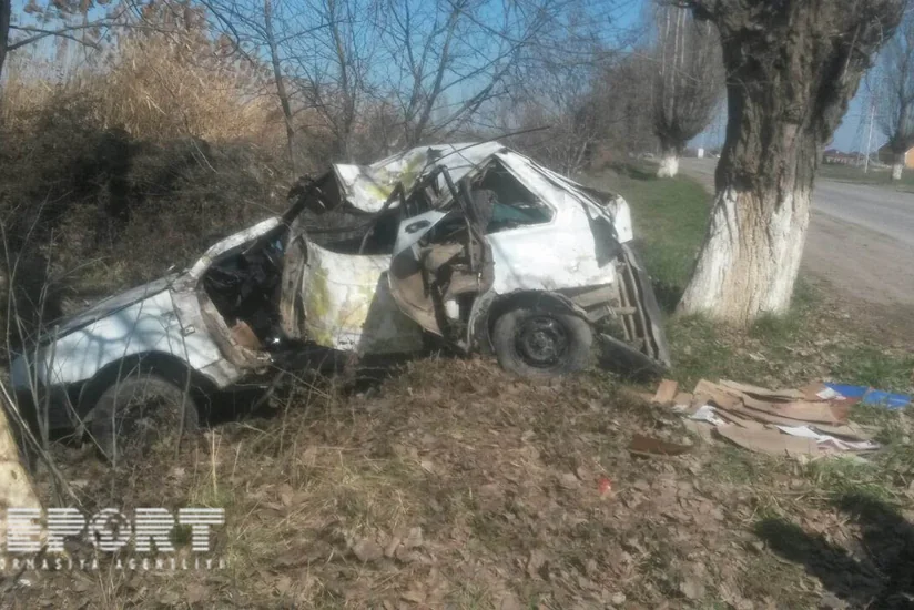 Quba-Xaçmaz yolunda avtomobil qəzası baş verib - FOTO
