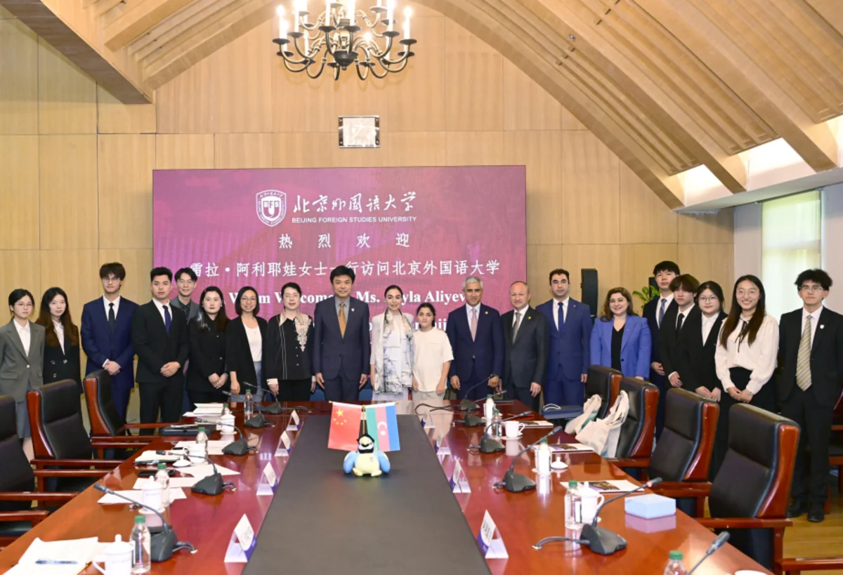 Leyla Aliyeva meets with students of Beijing Foreign Studies University