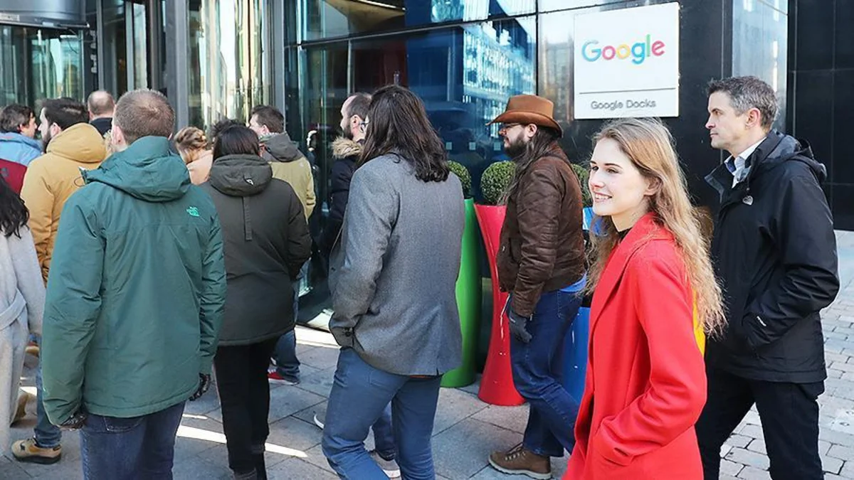 Сотрудники Google в США устроили акцию протеста против домогательств