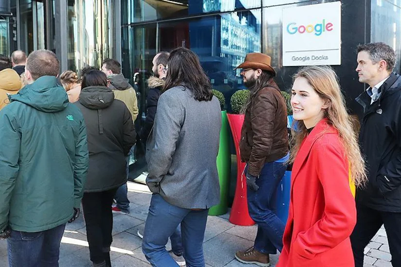 Google əməkdaşları ABŞ-da cinsi zorakılığa qarşı etiraz aksiyası keçiriblər