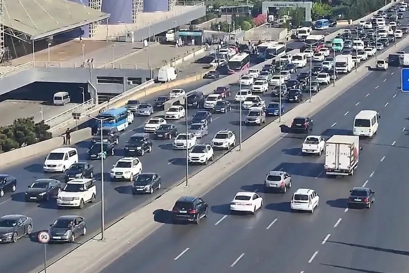 Bakı yollarındakı son vəziyyət açıqlanıb