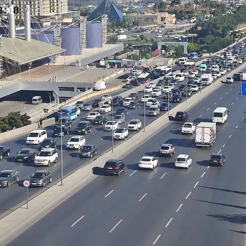Bakı yollarındakı son vəziyyət açıqlanıb