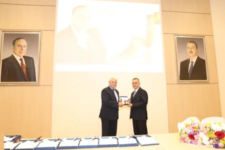 Səhiyyə naziri: Bu gün ölkədə tibb işçilərinə yüksək dəyər verilir