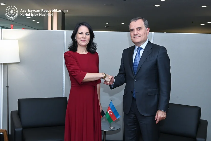 Ceyhun Bayramov Annalena Berbok ilə Azərbaycanın sülh səylərini müzakirə edib - YENİLƏNİB