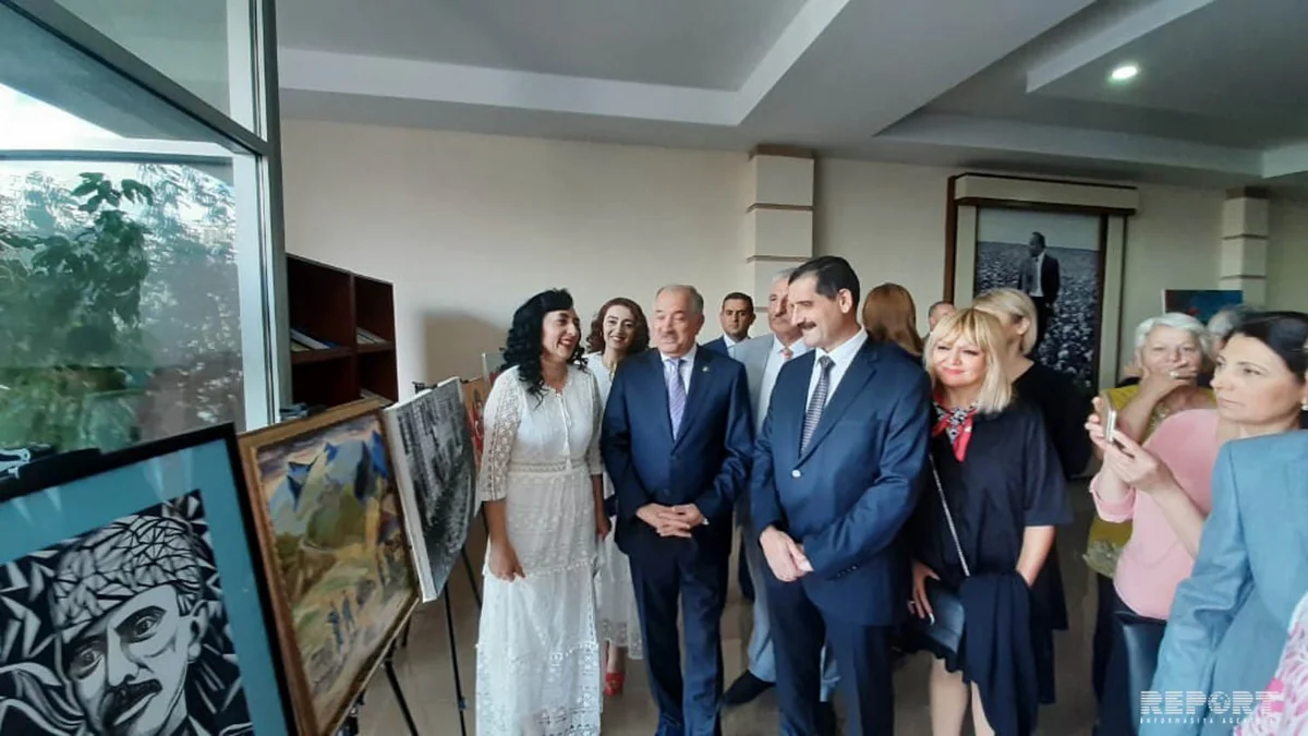 Bakının erməni-daşnak qüvvələrinin işğalından azad olunmasının 101 illiyinə həsr edilmiş sərgi keçirilib