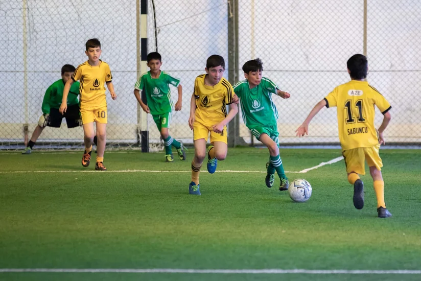 Bakı kənd və qəsəbələri arasında minifutbol turnirində yarımfinalçılar müəyyənləşib