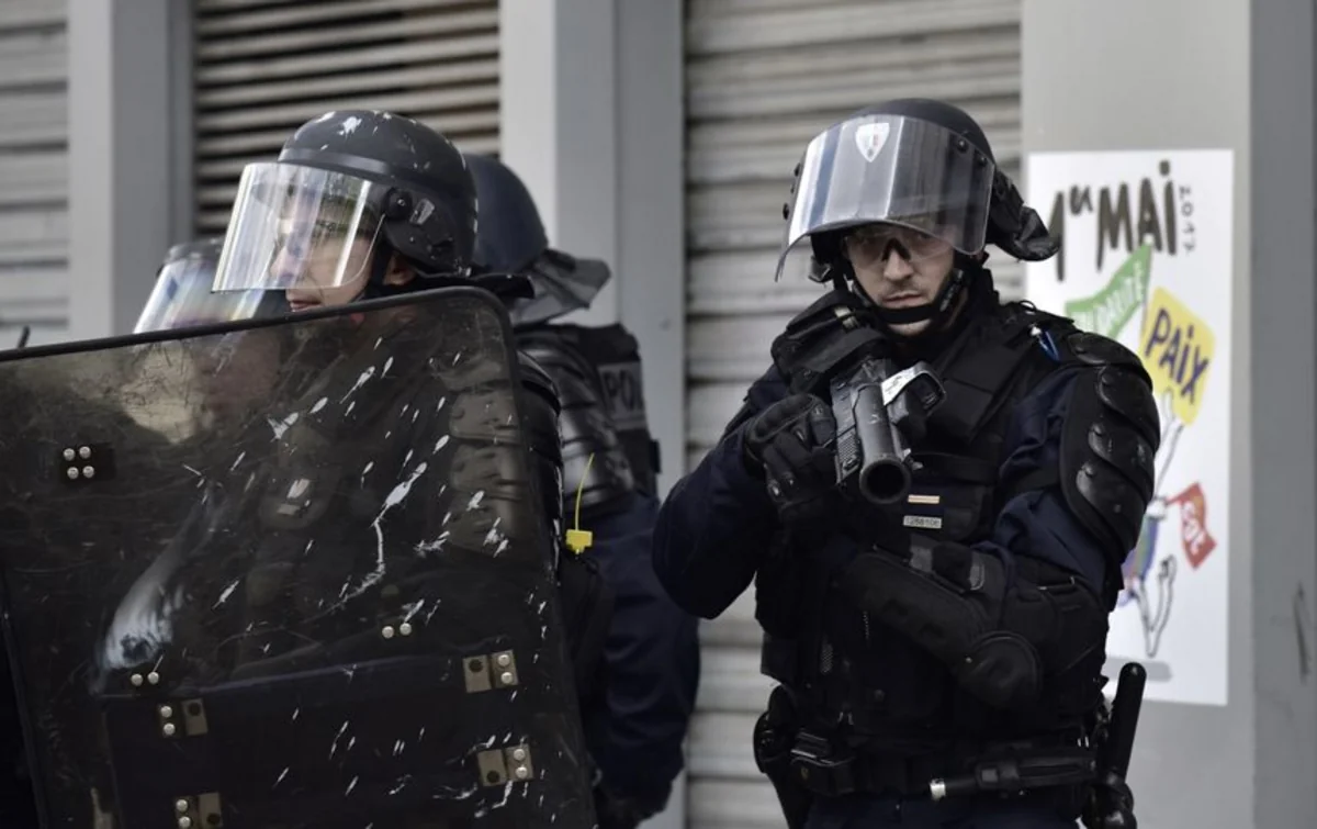 Fransada antiterror əməliyyatı zamanı 6 nəfər saxlanılıb