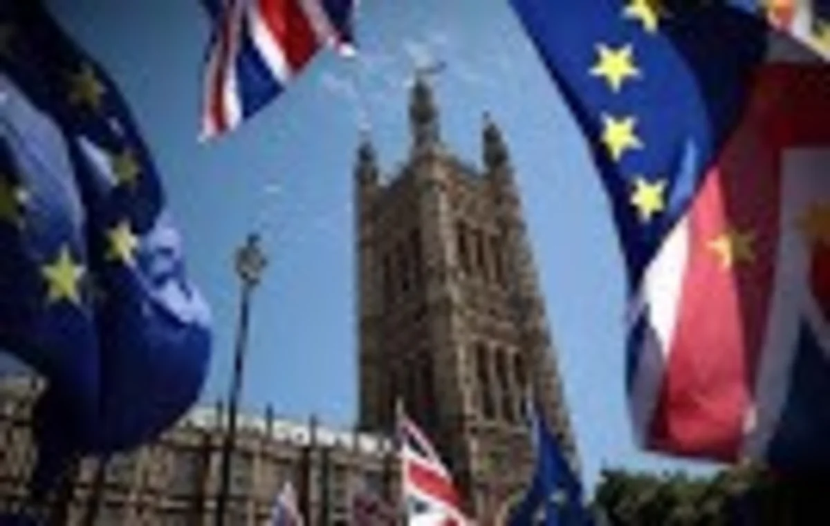 Закон об отсрочке Brexit вступил в силу