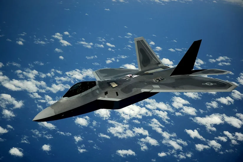 ABŞ Yaponiyaya yeni nəsil hərbi təyyarələr yerləşdirməyə başlayıb