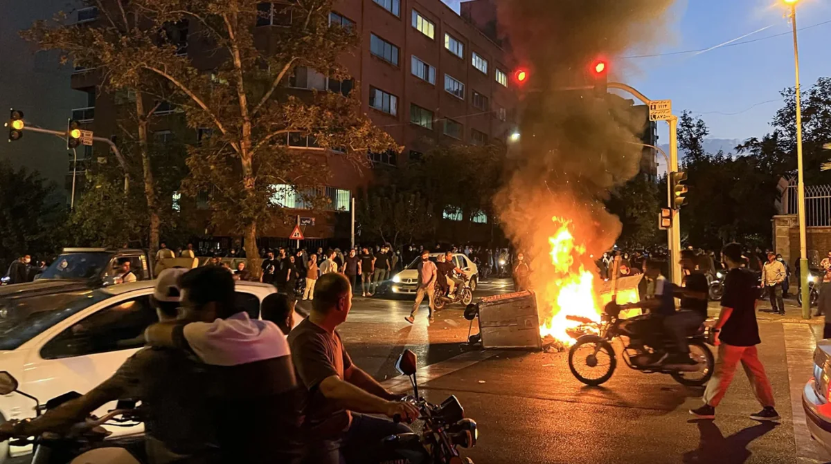 İranda aksiyaçı qadın təhlükəsizlik qüvvələrinin əməkdaşları tərəfindən öldürülüb