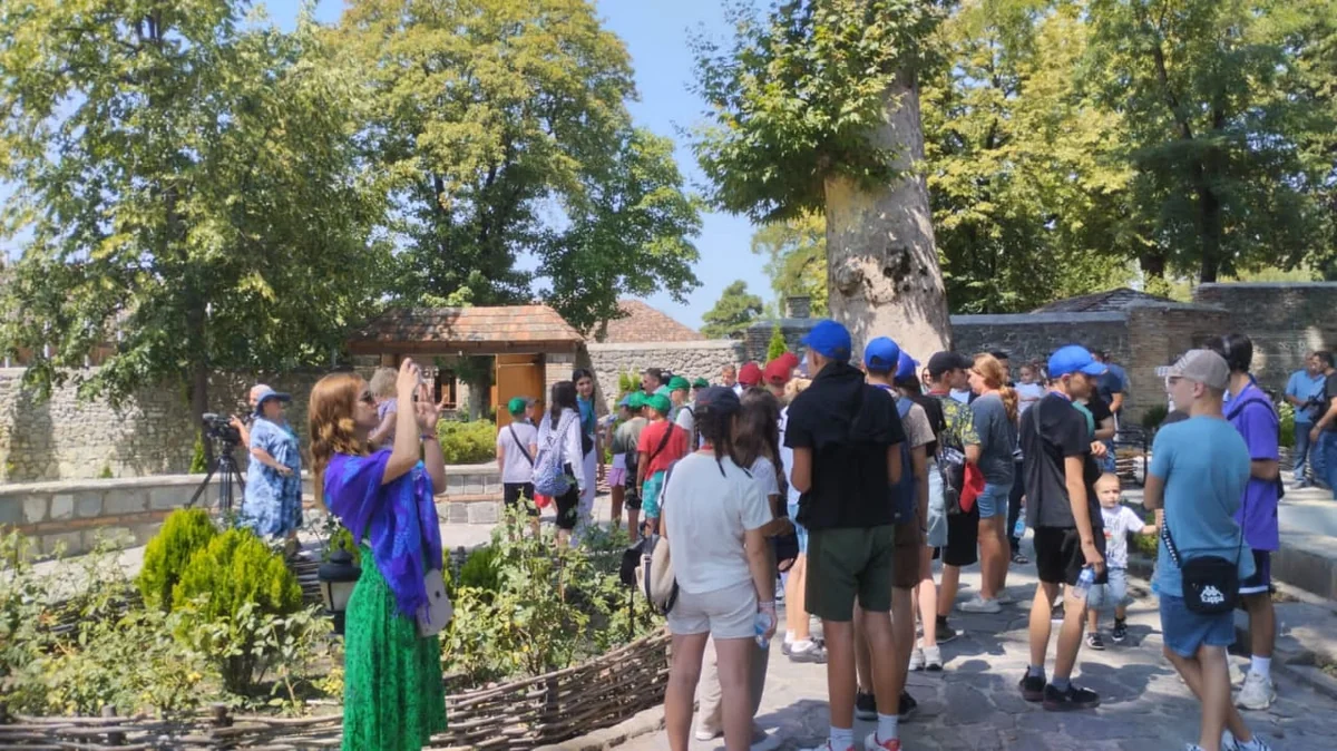 Ukraynalı uşaqlar Şəkiyə səfər edib