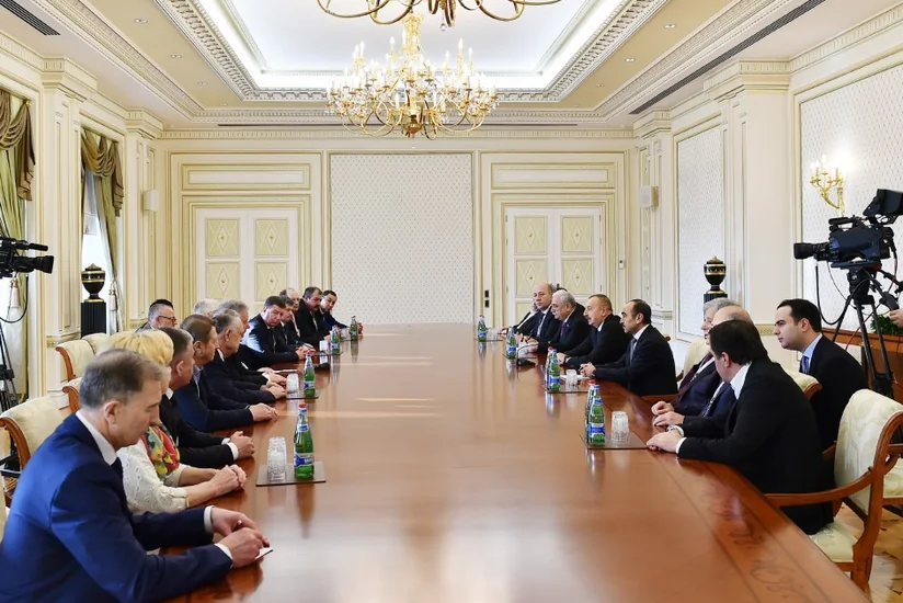 Prezident İlham Əliyev: “Biz əldə olunan nailiyyətlərlə kifayətlənə bilmərik” - YENİLƏNİB