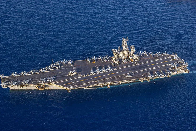 Авианосец США Dwight Eisenhower покинул Красное море