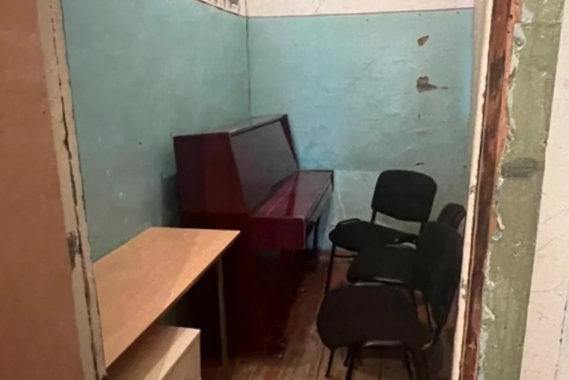 Mədəniyyət nazirinin birinci müavini Ağsuda baxış keçirib, məktəb binasının qəzalı olduğu aşkarlanıb