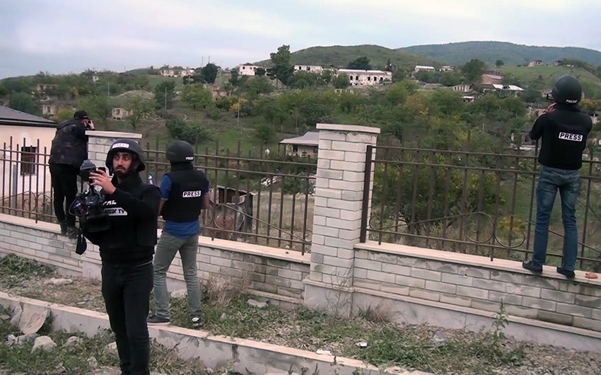 KİV nümayəndələri işğaldan azad edilmiş Talış kəndinə səfər edib