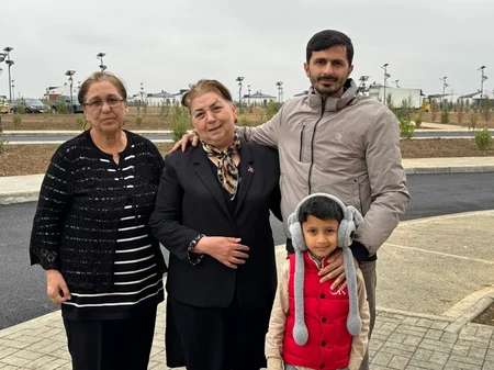 Ağdamın Sarıcalı kəndinə növbəti köç karvanı çatıb və açarlar təqdim edilib - YENİLƏNİB