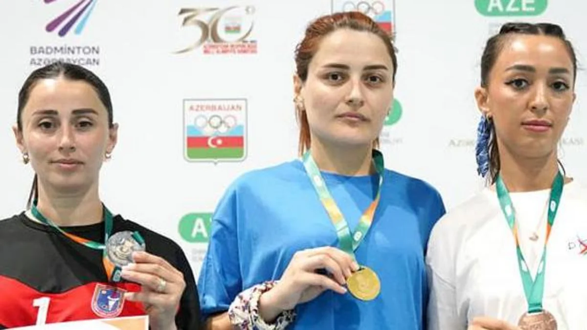 Azərbaycanın dövlət qurumlarının əməkdaşları arasında badminton yarışı keçirilib