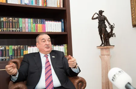 Eldar Quliyev: Hacıbala Abutalıbov Azərittifaqın satış yerlərini sökdürdüyünə görə satış yarmarkası təşkil edə bilmirik - MÜSAHİBƏ