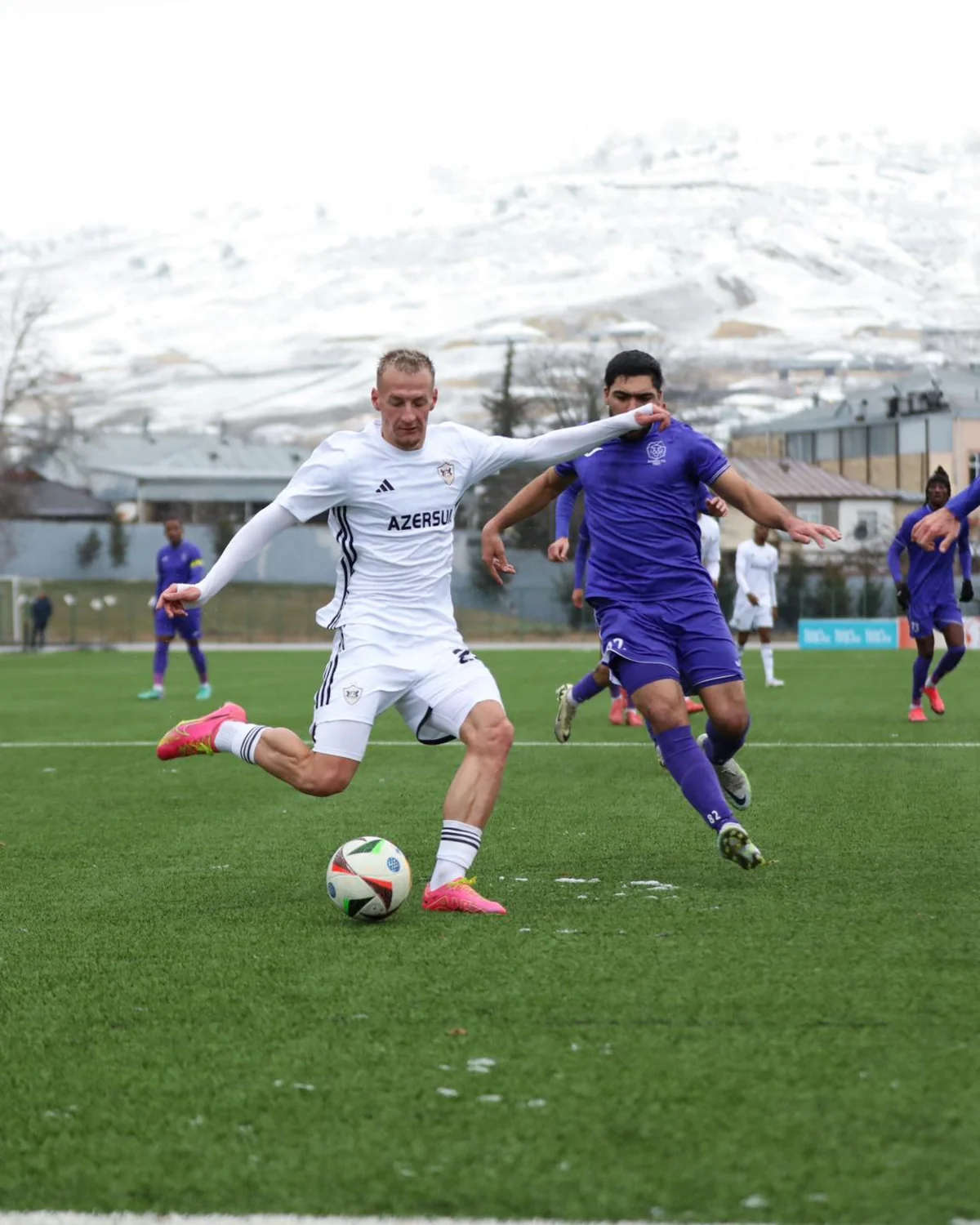 Qarabağ Premyer Liqada Şamaxıya qalib gəlib
