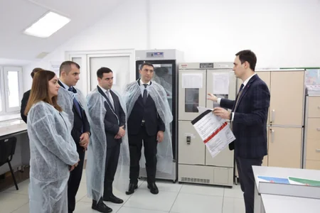 AQTA nümayəndə heyəti Rusiyada idxal edilən məhsulların yoxlanılmasına sərf edilən vaxtın azaldılmasını müzakirə ediblər