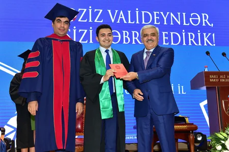 Bakı Ali Neft Məktəbinin yaradılmasından 6 il ötür