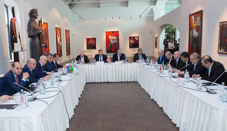Tbilisidə Azərbaycan, Gürcüstan və İranın dəmir yolu qurumları arasında protokol imzalanıb