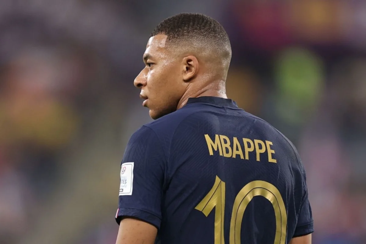 DÇ-2022: Mbappe İngiltərəyə qarşı 1/4 final oyununu buraxa bilər