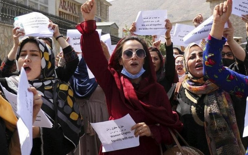 Taliban use tear gas at women's rally in Kabul