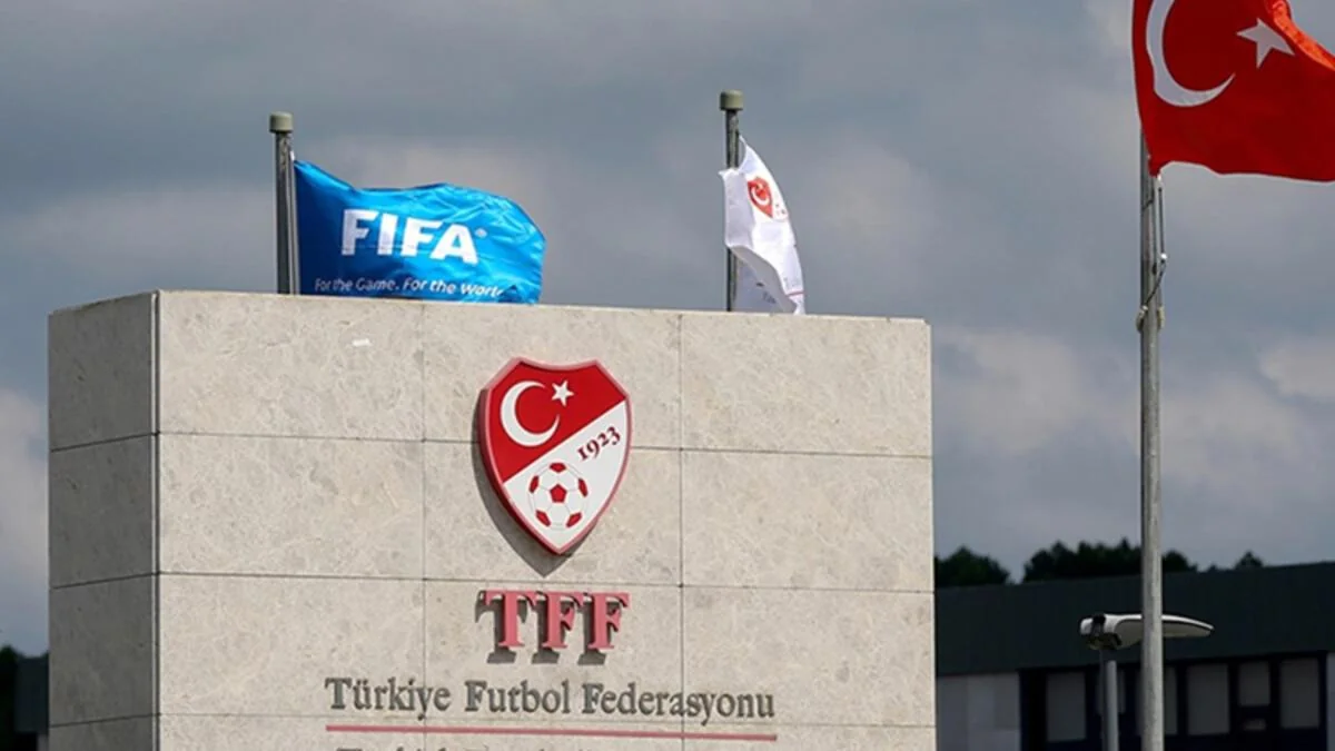 Türkiyənin daha 3 klubu çempionatda çıxışını dayandırıb