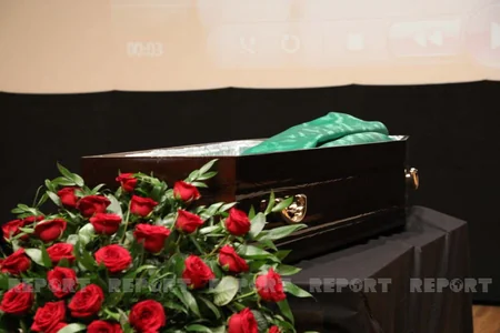 Xalq yazıçısı Rüstəm İbrahimbəyov I Fəxri xiyabanda dəfn edilib - YENİLƏNİB-8