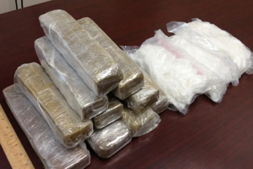 Hindistan vətəndaşının Azərbaycana narkotik vasitələr keçirməsinin qarşısı alınıb