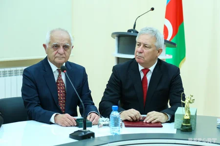 Professor Namiq Əliyevə “Vətən övladı” ordeni təqdim edilib