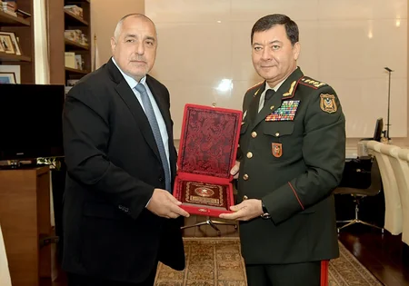 Azərbaycan Ordusunun Baş Qərargah rəisi Bolqarıstanın Baş naziri ilə görüşüb