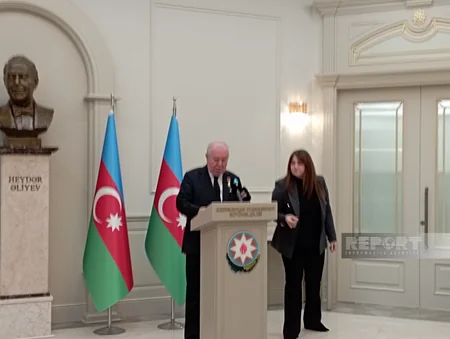 Türkiyədə vəqf sədrinə “Heydər Əliyevin 100 illiyi” yubiley medalı təqdim olunub