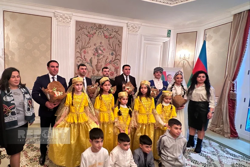 В Париже отметили День солидарности азербайджанцев мира