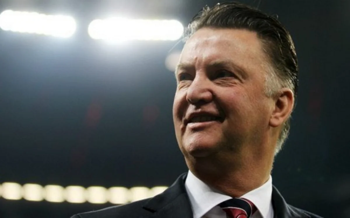 Niderland millisinin yeni baş məşqçisi bəlli olub