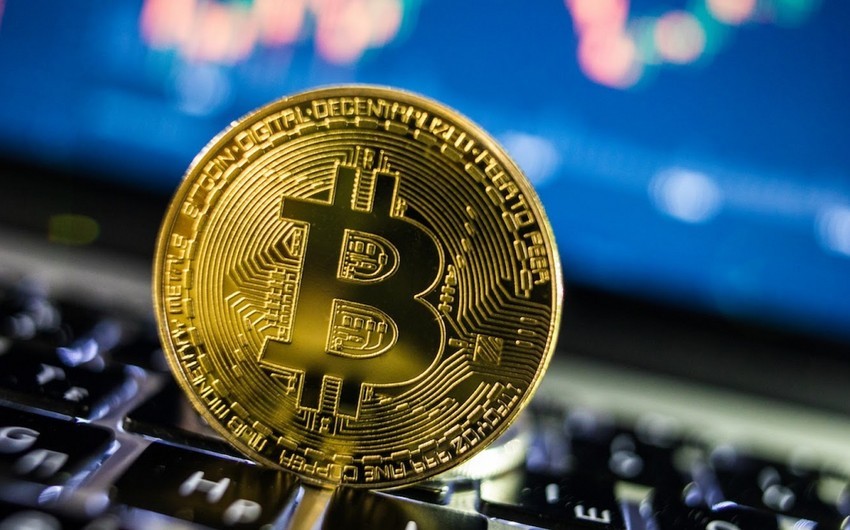 Стоимость биткойна снизилась