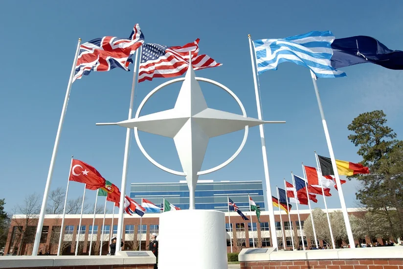 NATO İraqdakı missiyasını genişləndirə bilər