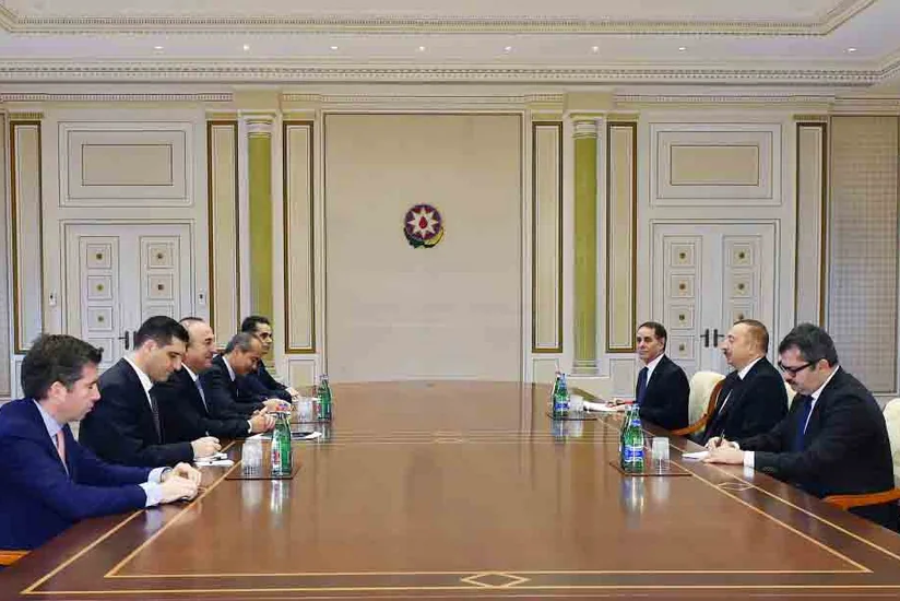 Prezident: Azərbaycan-Türkiyə-Pakistan üçtərəfli görüşü yaxşı hadisədir - YENİLƏNİB