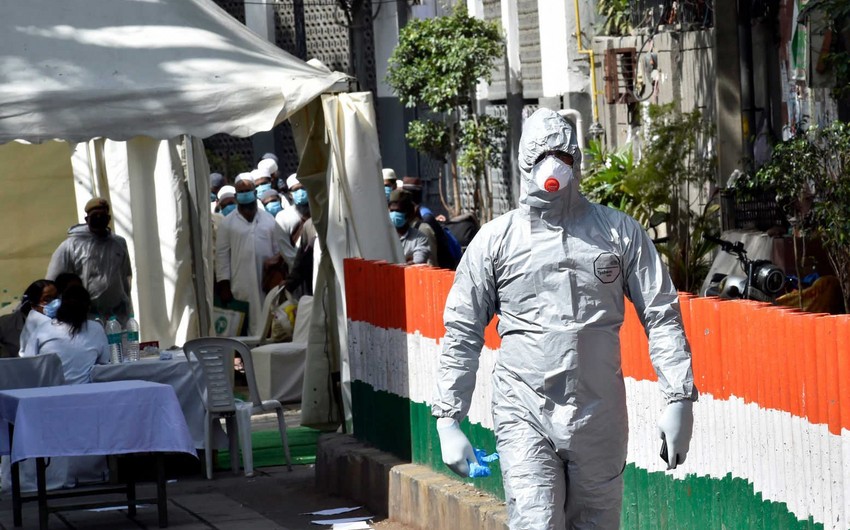 Hindistanda 94 mindən çox insanda koronavirus aşkarlandı 