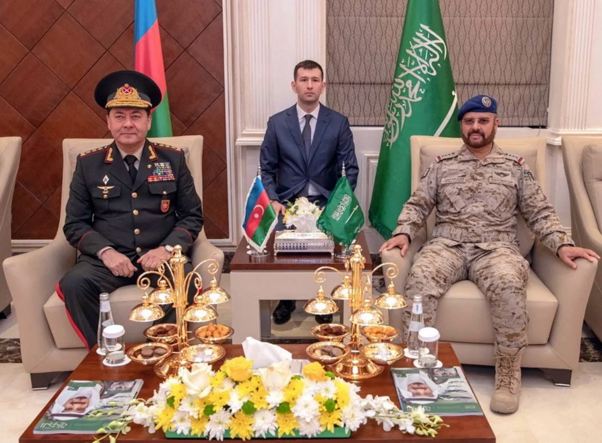 Azerbaijan, Saudi Arabia discuss relations between two armies