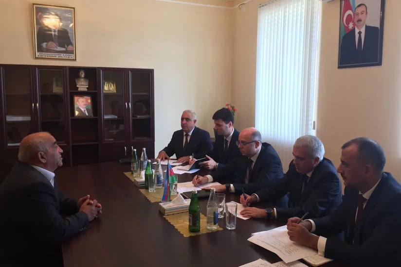 Energetika naziri və nazir müavinləri regionlarda vətəndaşları qəbul edib