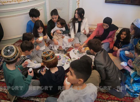 В Париже для детей организован праздник Новруз