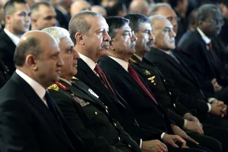 ​Azərbaycan müdafiə naziri Türkiyədə bir sıra görüşlər keçirib