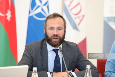 ADA Universitetində “Məlumatlandırma günü” baş tutub