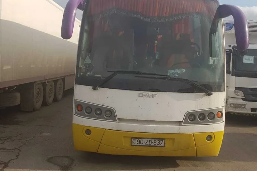Azərbaycan vətəndaşı Gürcüstanda köhnə model avtobusu yenisi ilə əvəz edib qayıdarkən ifşa olunub
