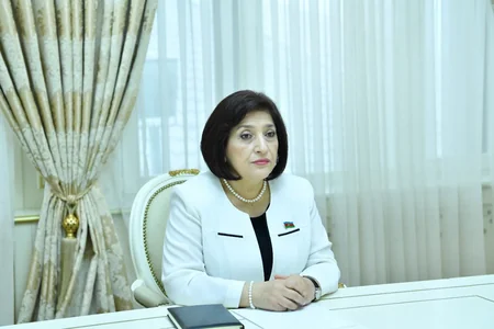 Sahibə Qafarova Azərbaycanda səfərdə olan türkiyəli qadın deputatlarla görüşüb