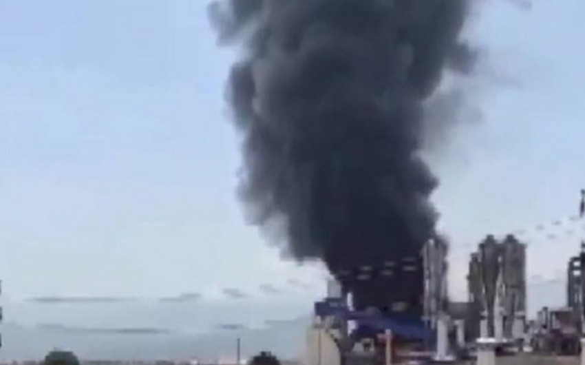 Factory fire kills 1, injures 3 in Turkiye
