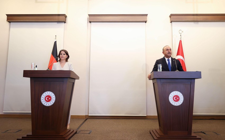 Çavuşoğlu: Müsəlmanlara və məscidlərə qarşı hücumlarda çox ciddi artım var