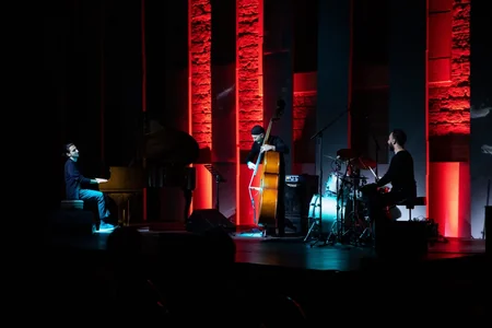 Leyla Əliyeva YARAT Müasir İncəsənət Məkanının onillik yubileyində iştirak edib